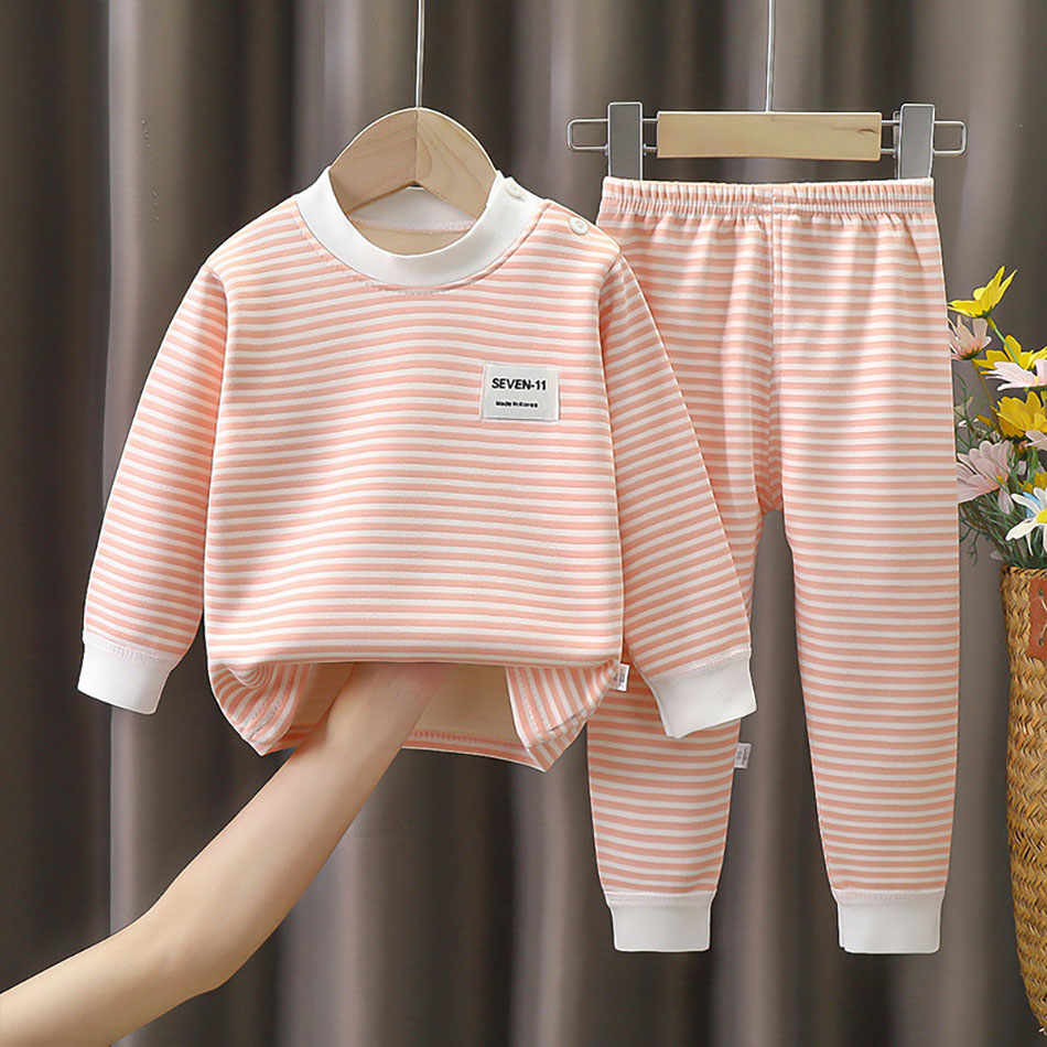 Met fleece gevoerde babykledin - Baby Sleep Suit recensie en prijs